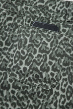 Load image into Gallery viewer, Rose Leopard Frayed Edge Wide Leg High Waist Jeans