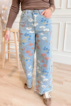 Load image into Gallery viewer, Sky Blue Floral Printed Raw Hem Shift Jeans