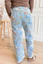 Load image into Gallery viewer, Sky Blue Floral Printed Raw Hem Shift Jeans
