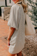 Load image into Gallery viewer, Green Patch Pockets Button Down Short Puff Sleeve Dress
